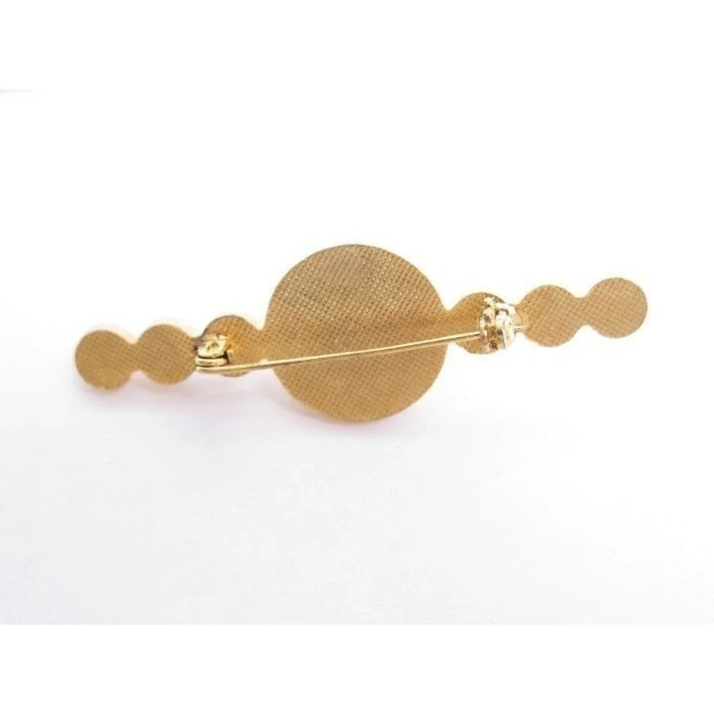 The Unbranded Brand vintage round